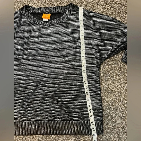 RUBY RD. TOP METALLIC BLACK AND SILVER MESH CREW NECK 3/4 SLEEVE SIZE SMALL - Picture 4 of 9
